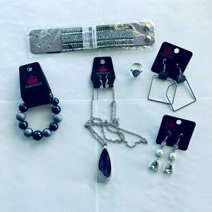 6 Paparazzi Jewelry Accessorries- NWT